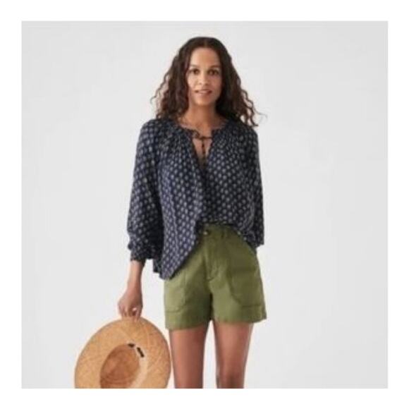 Faherty Emery Lotus Flower Navy Blue Blouse size Small - Picture 1 of 10